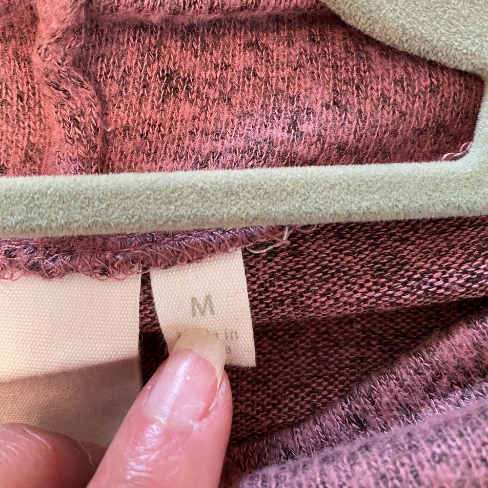 Sweater - Picture 4 of 4
